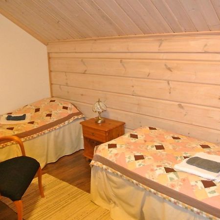 Guest House Haapaniemen Hirsikartano Iisalmi Exterior photo