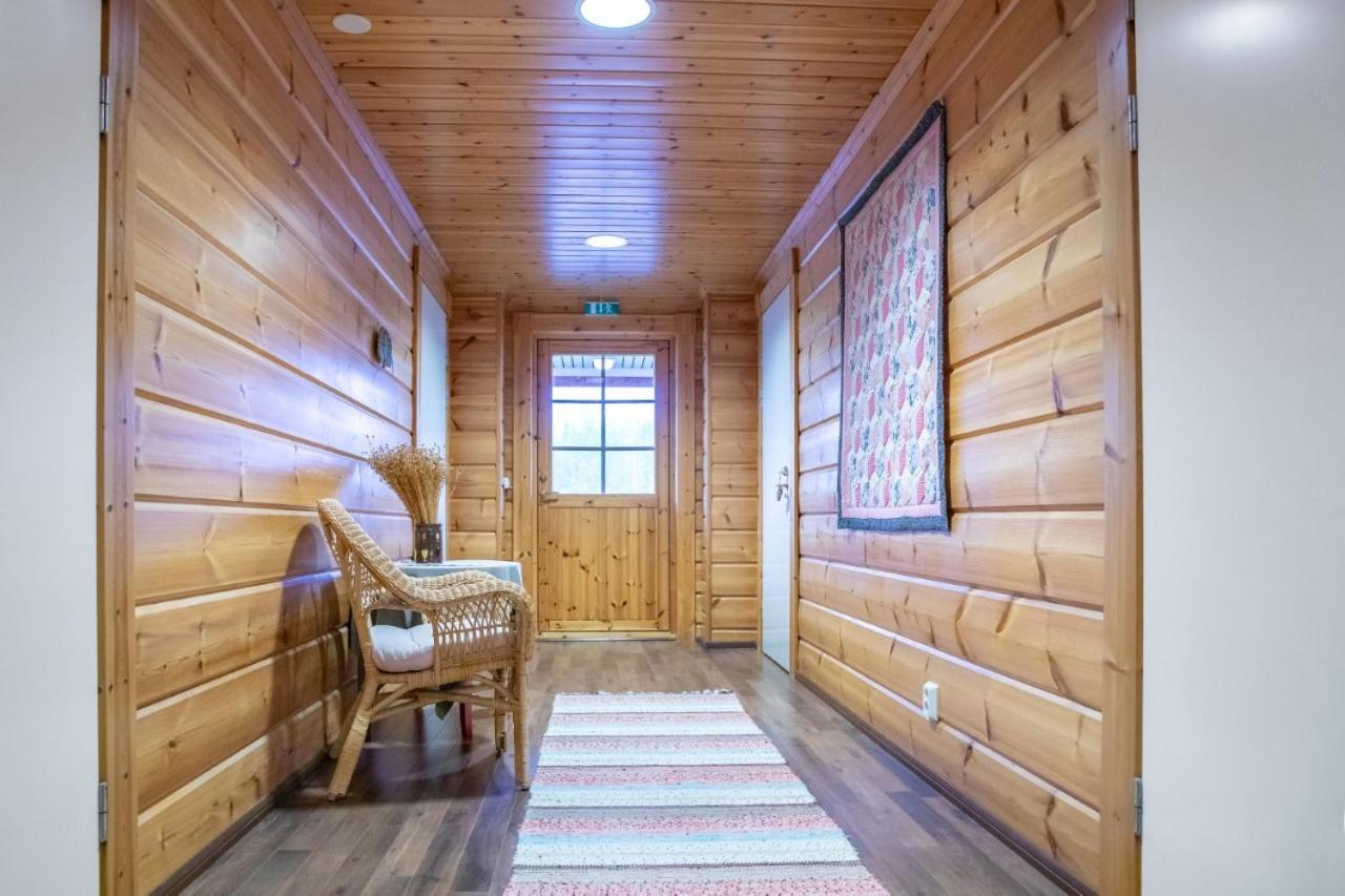 Guest House Haapaniemen Hirsikartano Iisalmi Exterior photo